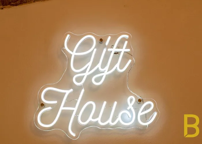 Gift House Apartment